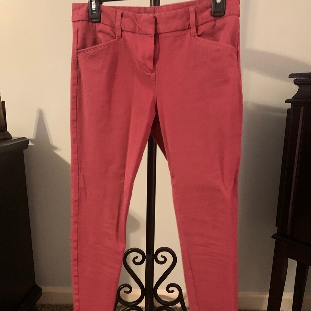 Cropped rose colored pants
